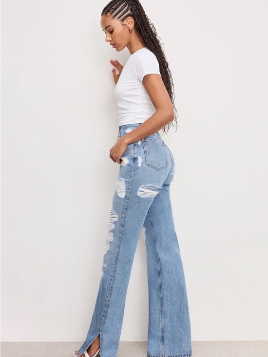 Good American Light Blue Distressed Wide-Leg Jeans - Women - Picture 8 of 8